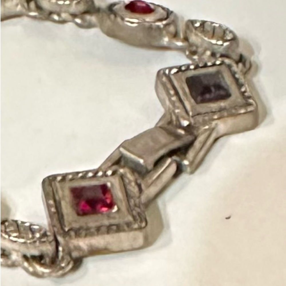 Contemporary Rhinestone bracelet - Picture 7 of 7
